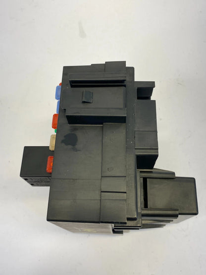 2003-2006 CHEVROLET TAHOE 5.3L ENGINE FUSE BOX JUNCTION BLOCK 15058033 OEM