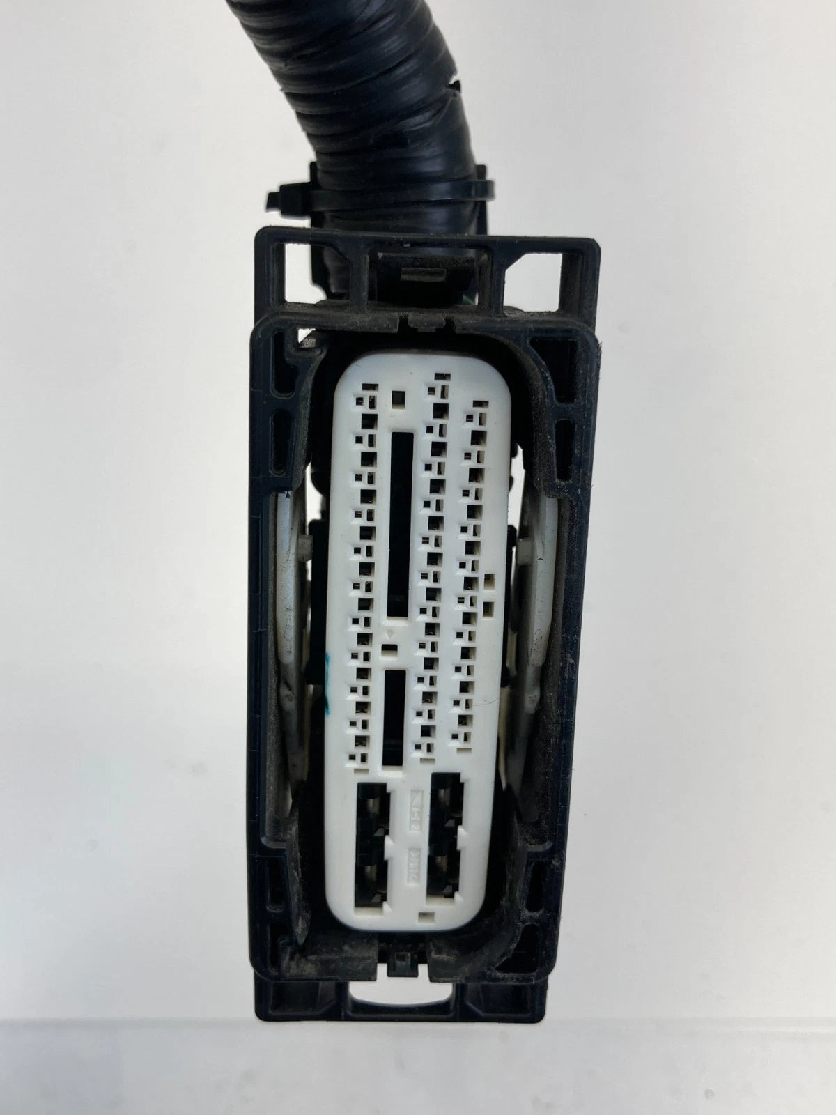 08-10 Honda Accord Coupe 2.4L FWD AT ABS Anti Lock Brake Pump Connector Plug OEM