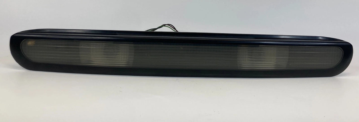 2004-2008 PONTIAC GRAND PRIX TRUNK MOUNTED REVERSE BACKUP LIGHTLAMP 15209948 OEM
