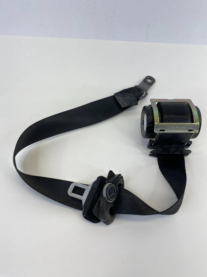 2001-2005 BMW 325I 325XI FRONT LEFT DRIVER SEAT BELT RETRACTOR 7009857 OEM