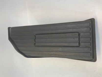 2010 KIA SEDONA FRONT LEFT DRIVER SIDE FOOT REST DEAD PEDAL 32891-4D000 OEM