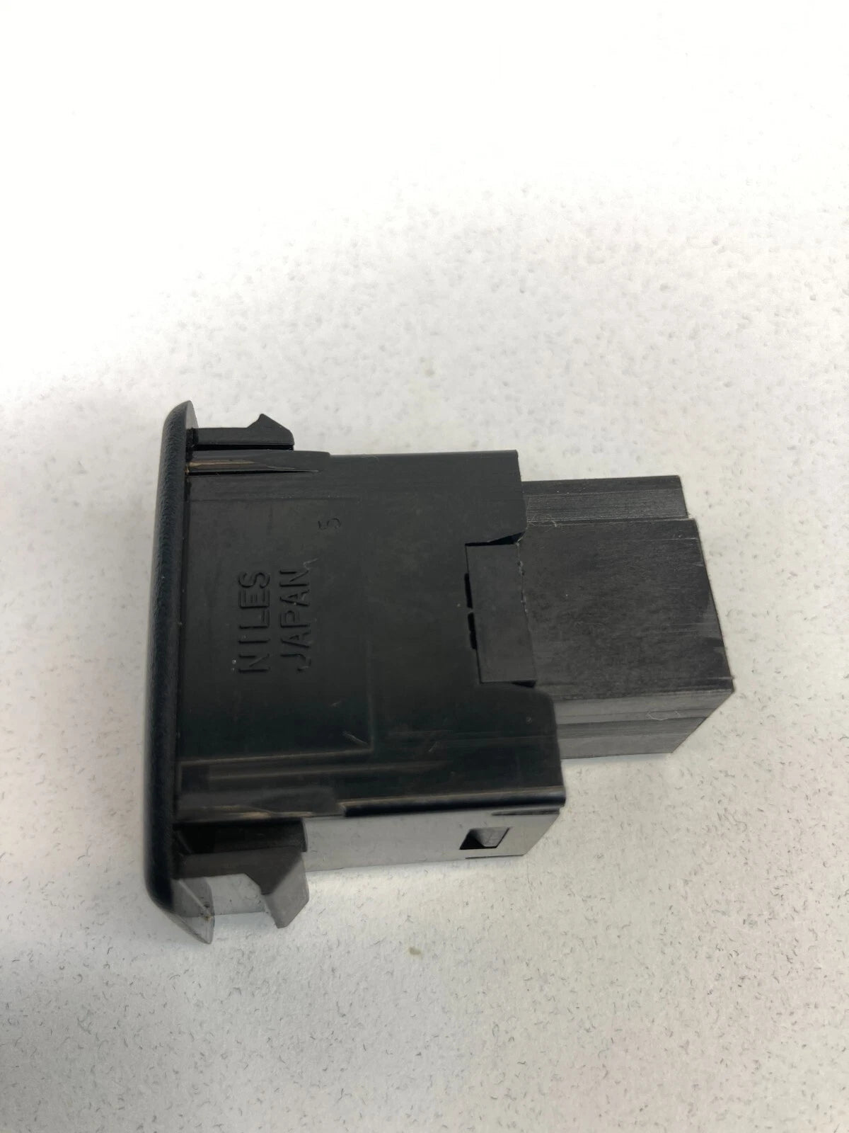 1998 1999 2000 2001 NISSAN ALTIMA SECURITY CONTROL SWITCH BUTTON OEM