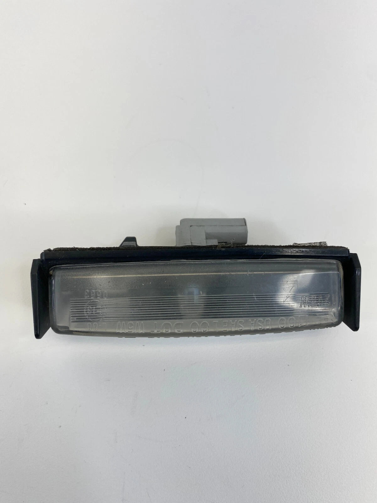 02-11 TOYOTA CAMRY REAR BACK TRUNK LID LICENSE PLATE LIGHT LAMP E13-0553 OEM