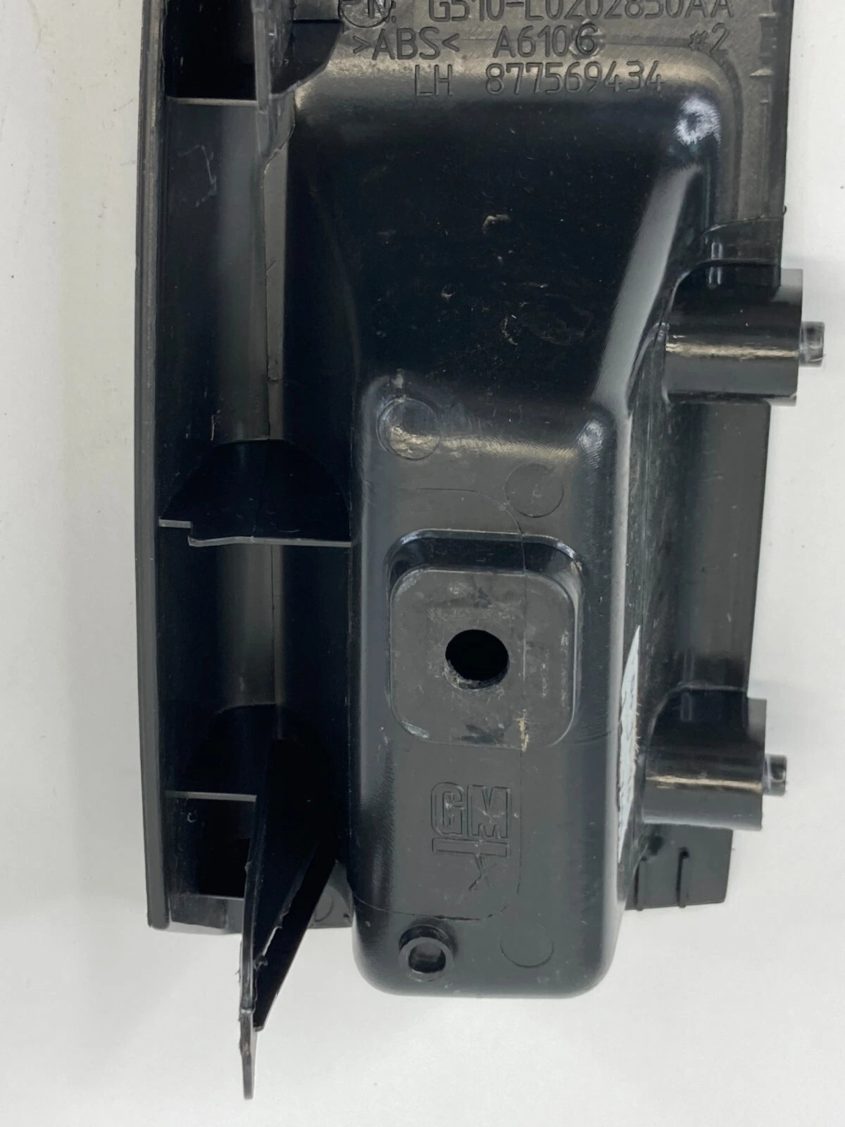 2011-2016 CHEVROLET CRUZE FRONT RIGHT WINDOW BUTTON SWITCH W/ BEZEL 877569434