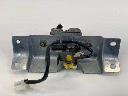 96-04 NISSAN PATHFINDER REAR TRUNK LIFTGATE WINDOW GLASS LOCK ACTUATOR LATCH