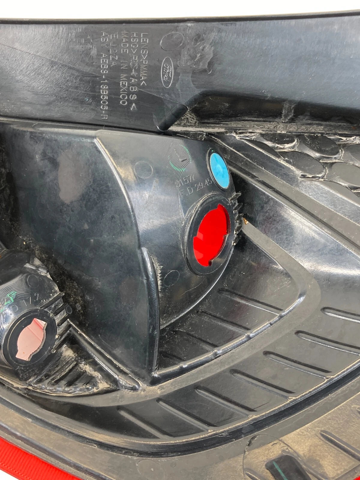 11-13 FORD FIESTA HB REAR LEFT TAIL LIGHT TAILLIGHT LAMP ASSY AE83-13B505-BG OEM