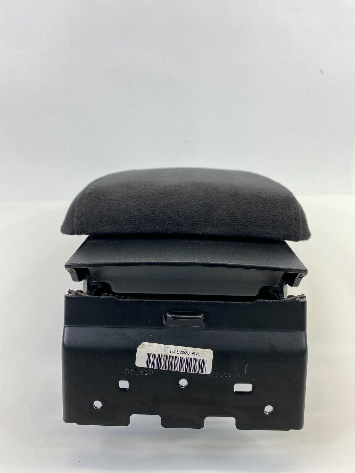 07-12 Nissan Altima Center Console Arm Rest Armrest Lid Compartment 2388392 OEM