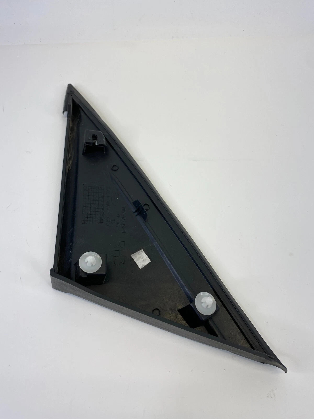 2012-2018 FORD FOCUS FRONT RIGHT FENDER OUTER DOOR CORNER COVER BM51-A16004AF