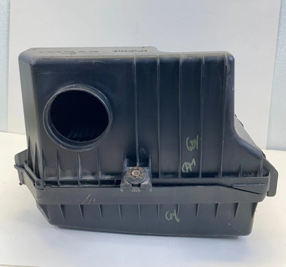 2010-2013 SUZUKI KIZASHI 2.4L 16V AIR INTAKE FILTER BOX ASSEMBLY 13700-57L00 OEM