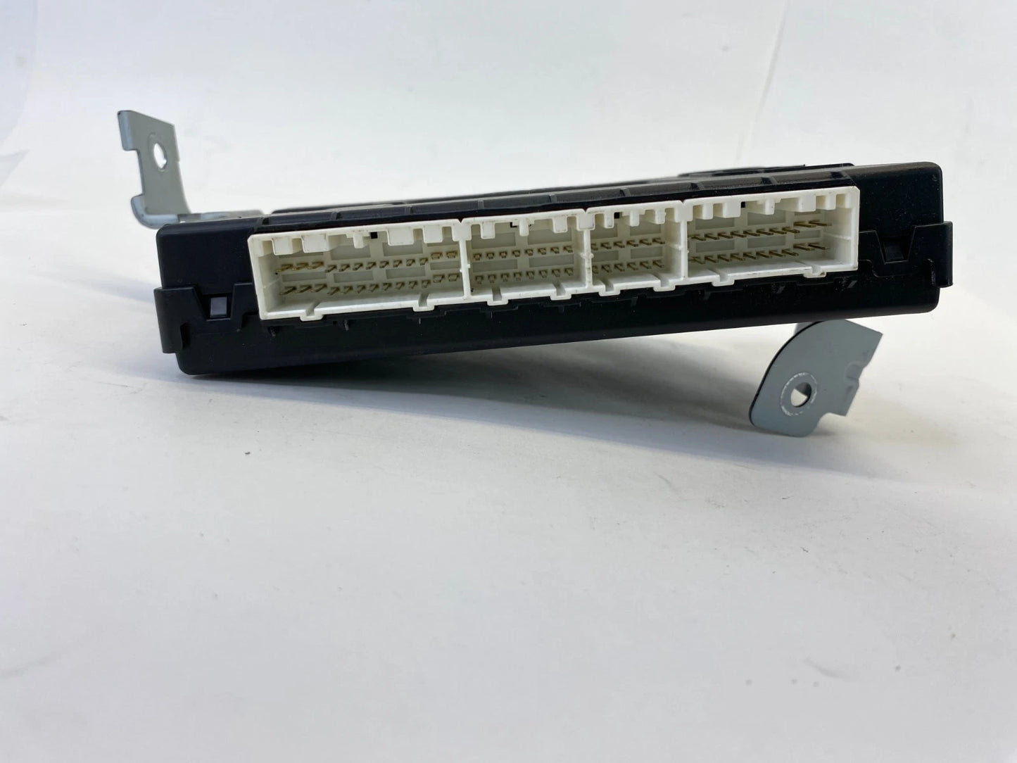 2015-2017 KIA RIO 1.6L L4 A/T BODY CONTROL MODULE UNIT BCM 95400-1WUZ0 OEM