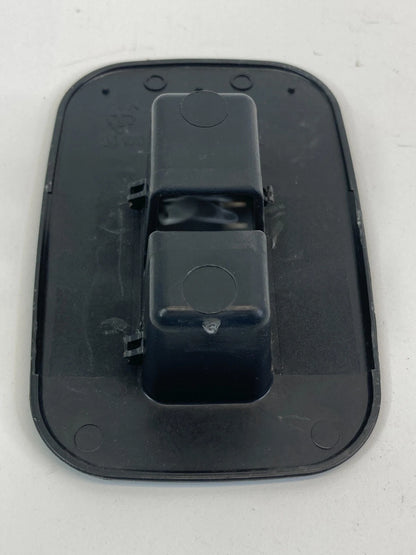 2010 2011 KIA SOUL REAR DECK CHILD SEAT ANCHOR CAP LID TRIM BEZEL 89391-2K020