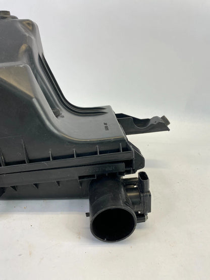 2010-2015 TOYOTA PRIUS AIR CLEANER FILTER BOX UPPER AND LOWER OEM 17701-37170