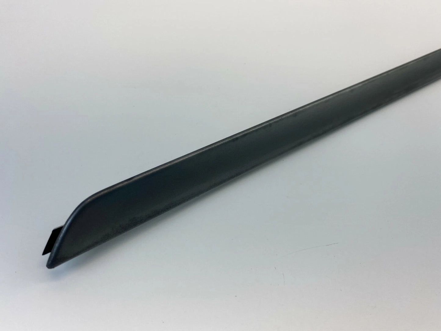 2005-2010 VOLKSWAGEN JETTA REAR RIGHT SIDE DOOR TRIM MOLDING PANEL 1K4-867-450