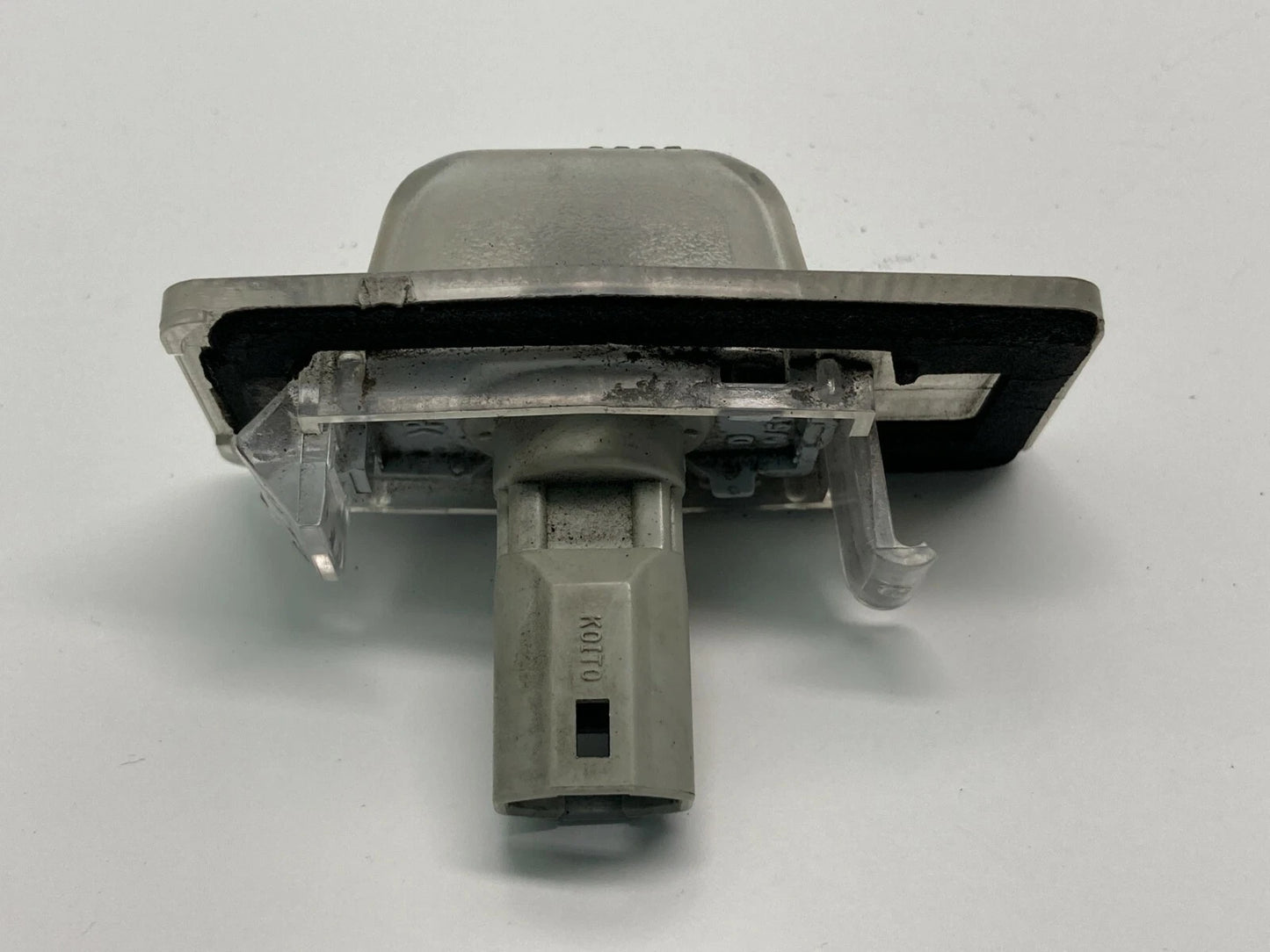 04 05 06 MAZDA MPV REAR TAIL GATE LID LICENSE PLATE LIGHT LAMP ASSEMBLY E110384