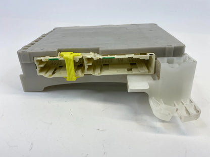 2010 10 TOYOTA PRIUS 1.8L INTERIOR DASH FUSE RELAY JUNCTION BLOCK BOX 8273047450