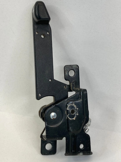 2004-2012 MITSUBISH GALANT SEDAN REAR TRUNK LOCK HANDLE RELEASE LEVER SWITCH OEM