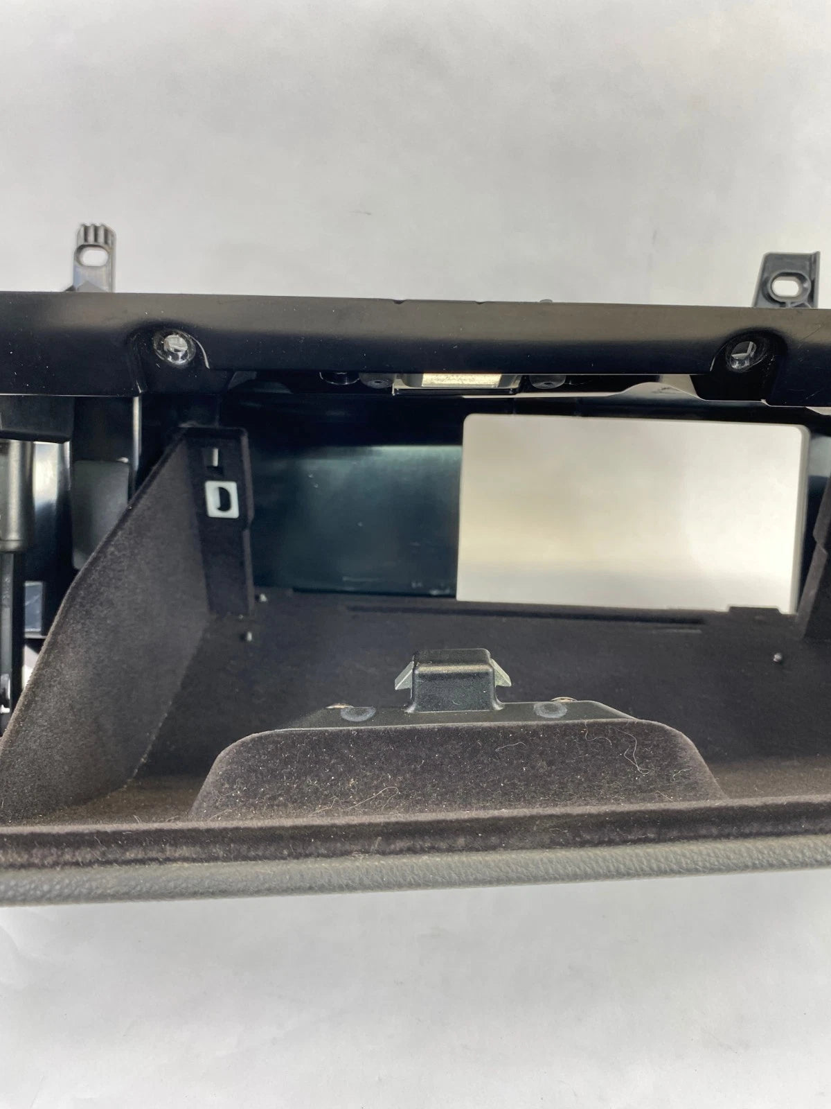 07 08 BMW 335XI GLOVE BOX STORAGE COMPARTMENT ASSEMBLY W LATCH 51167075479 OEM