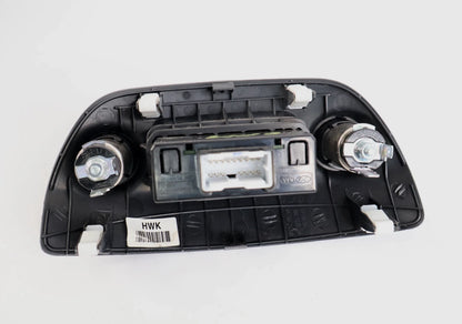 10-13 KIA SOUL DASH USB AUX MEDIA PORT DUAL 12V POWER OUTLET ASSEMBLY 847462K200