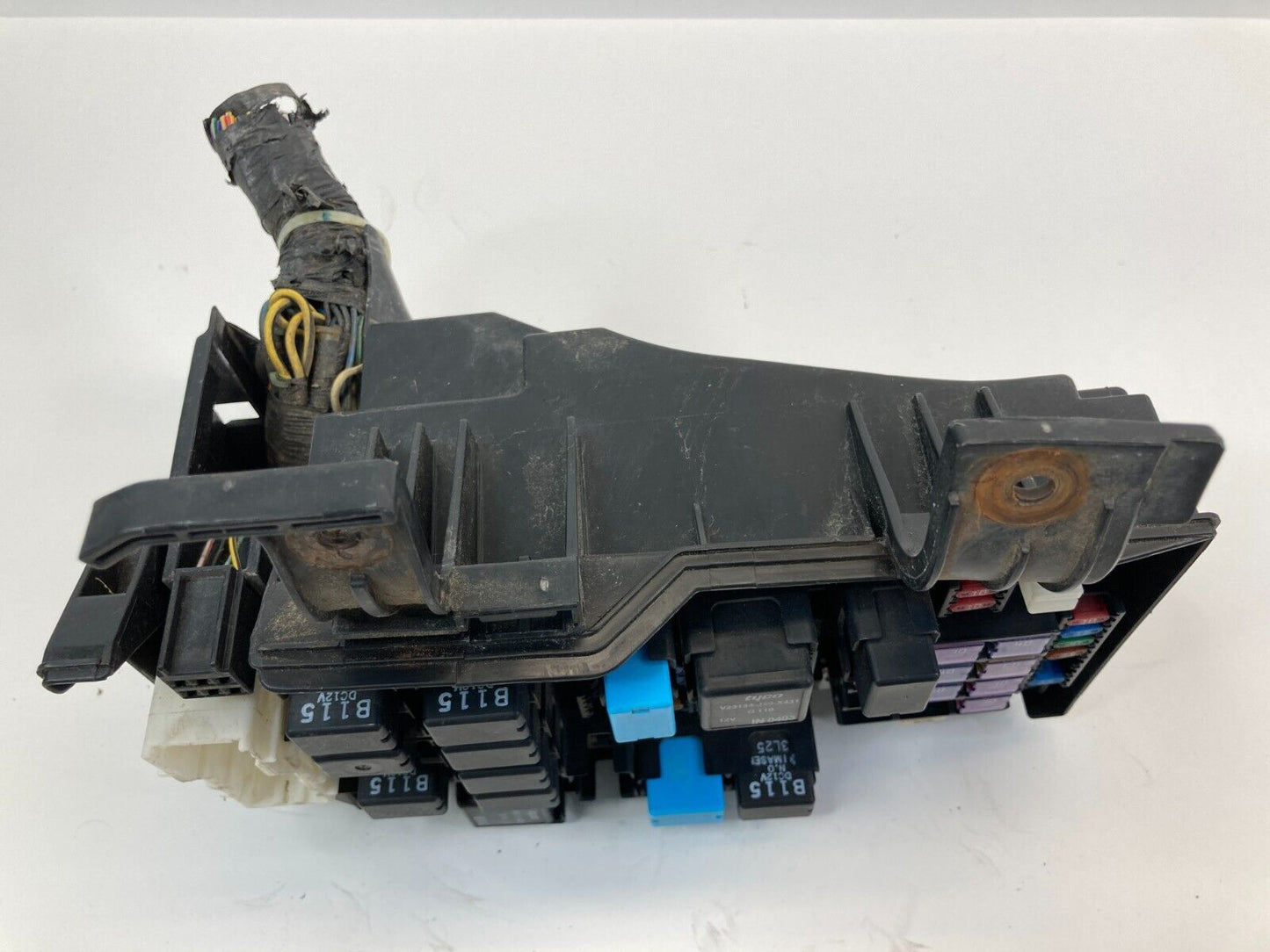 2003 2004 2005 Mazda6 Mazda 6 3.0L V6 Engine Fuse Relay Box Fusebox Assembly OEM