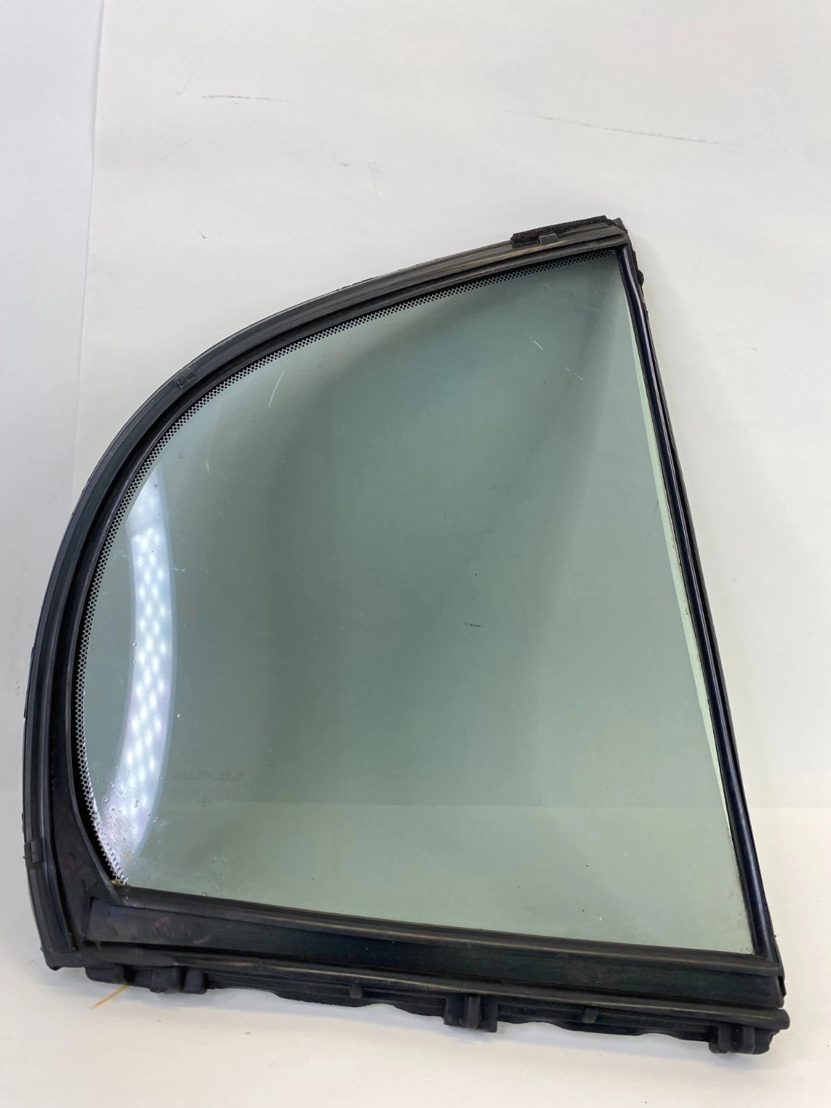 98-05 LEXUS GS300 LEFT DRIVER SIDE REAR DOOR VENT GLASS WINDOW 68189-30100 OEM