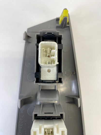 03-08 TOYOTA COROLLA FRONT RIGHT PASSENGER DOOR WINDOW SWITCH BEZEL 74231-02320