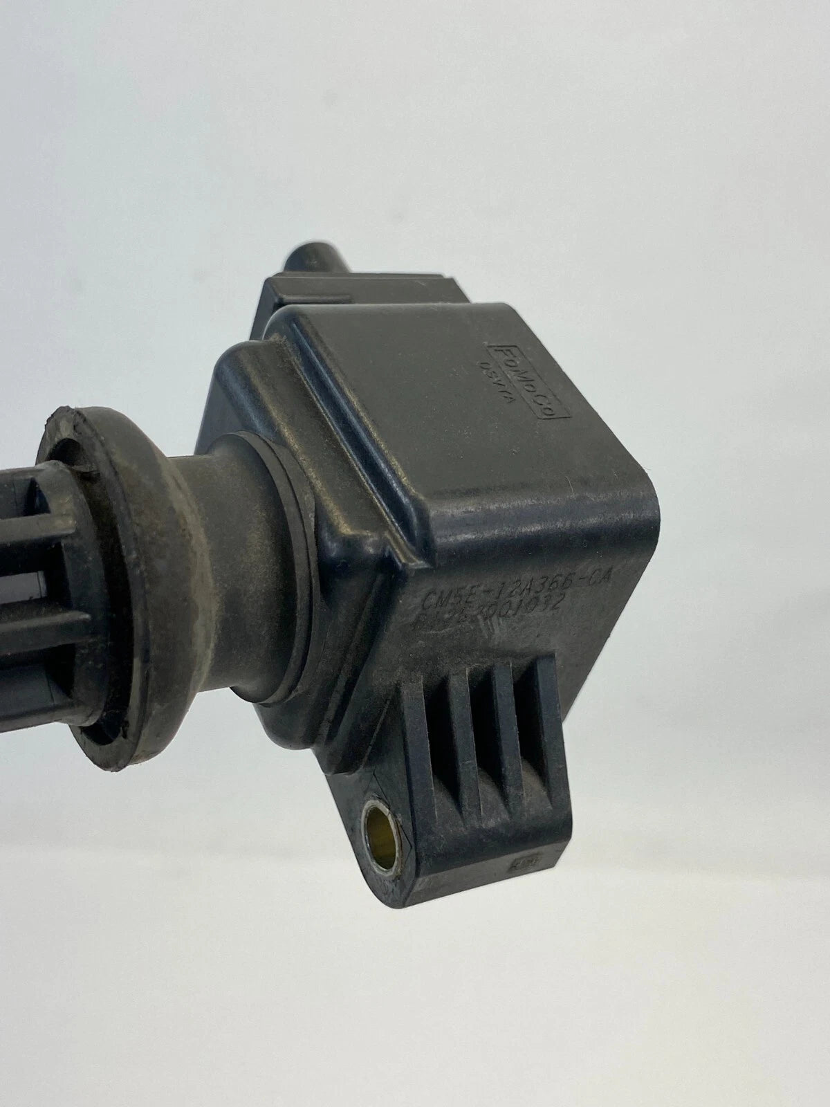 2012-2018 FORD FOCUS 2.0L L4 IGNITION COIL IGNITER ASSEMBLY CM5E-12A366-CA OEM