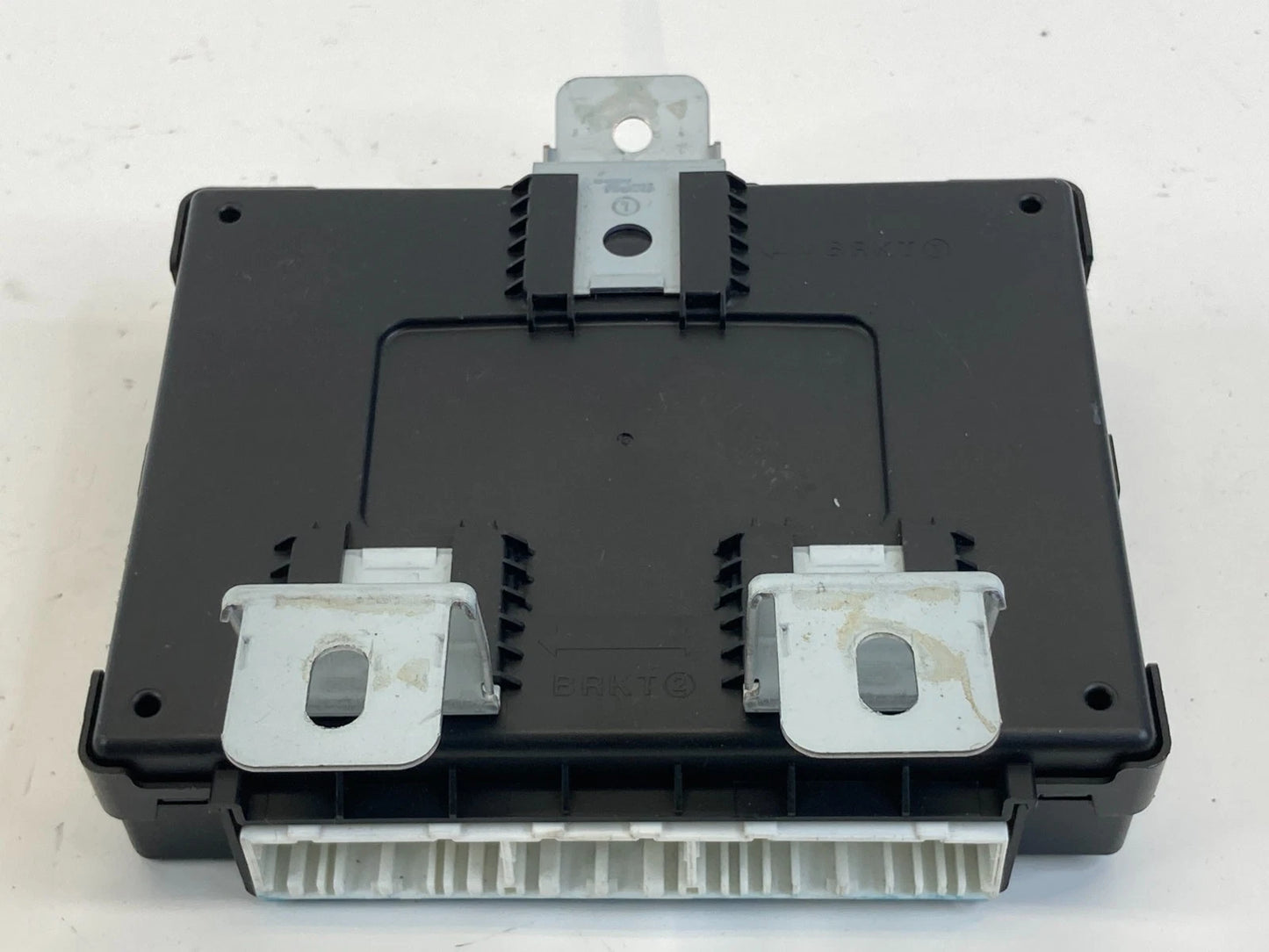2015 2016 HYUNDAI SONATA 2.4L A/T BODY CONTROL MODULE UNIT BCM 95400-C2100 OEM
