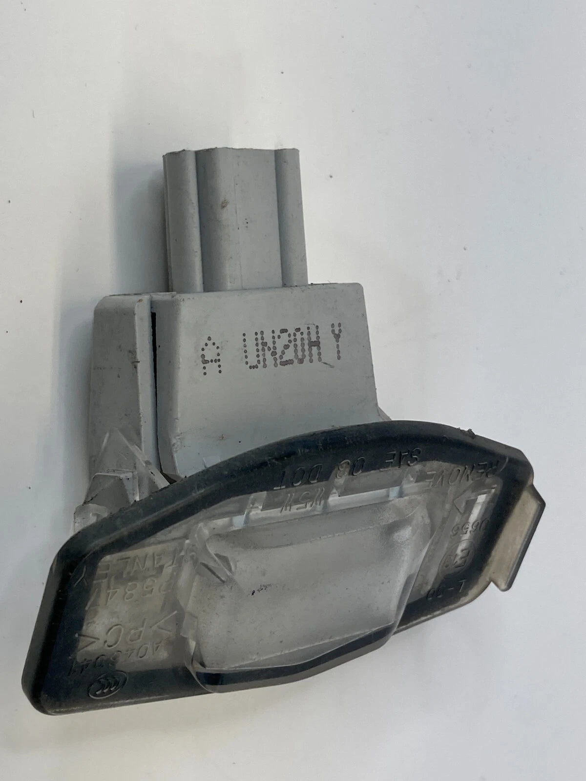 08-17 HONDA ACCORD SEDAN REAR LEFT OR RIGHT TRUNK LID LICENSE PLATE LIGHT LAMP