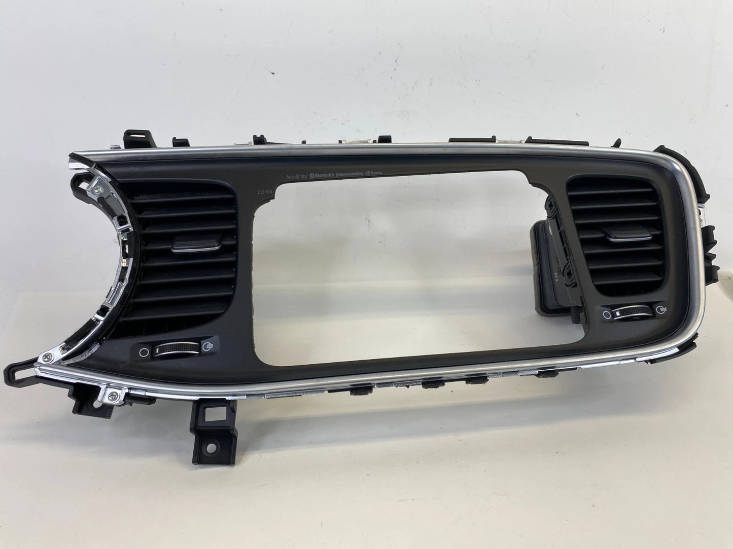2014-2016 KIA OPTIMA CENTER DASH RADIO BEZEL AIR VENT OUTLET DUCT 97410-2TAA0