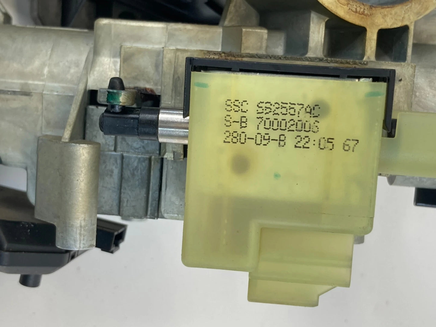 2009-2017 CHEVROLET TRAVERSE IGNITION SWITCH LOCK CYLINDER & KEY 92184907 OEM