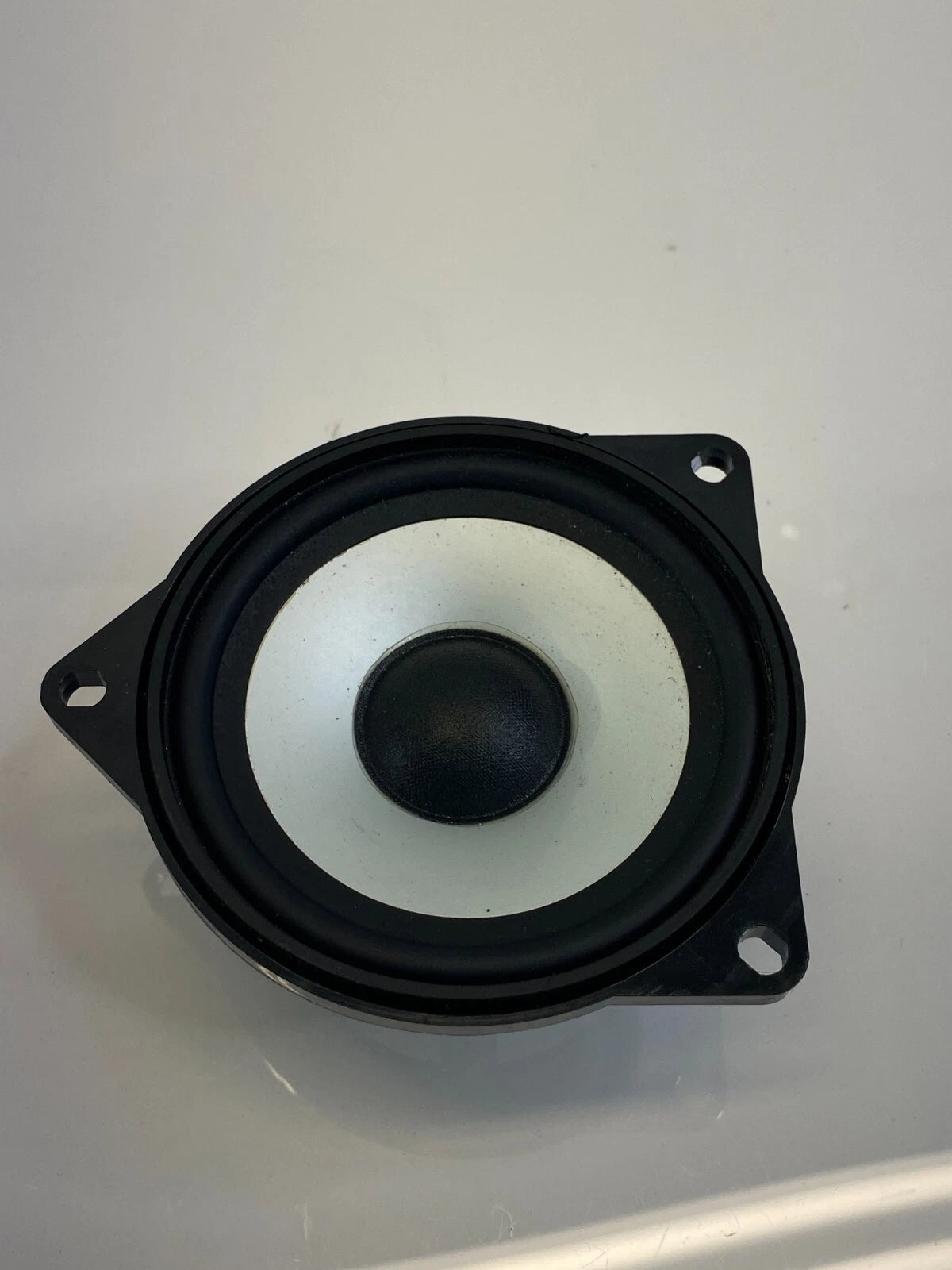2007-2013 BMW X5 REAR LEFT SIDE DOOR SOUND SYSTEM AUDIO SPEAKER 65136949734 OEM