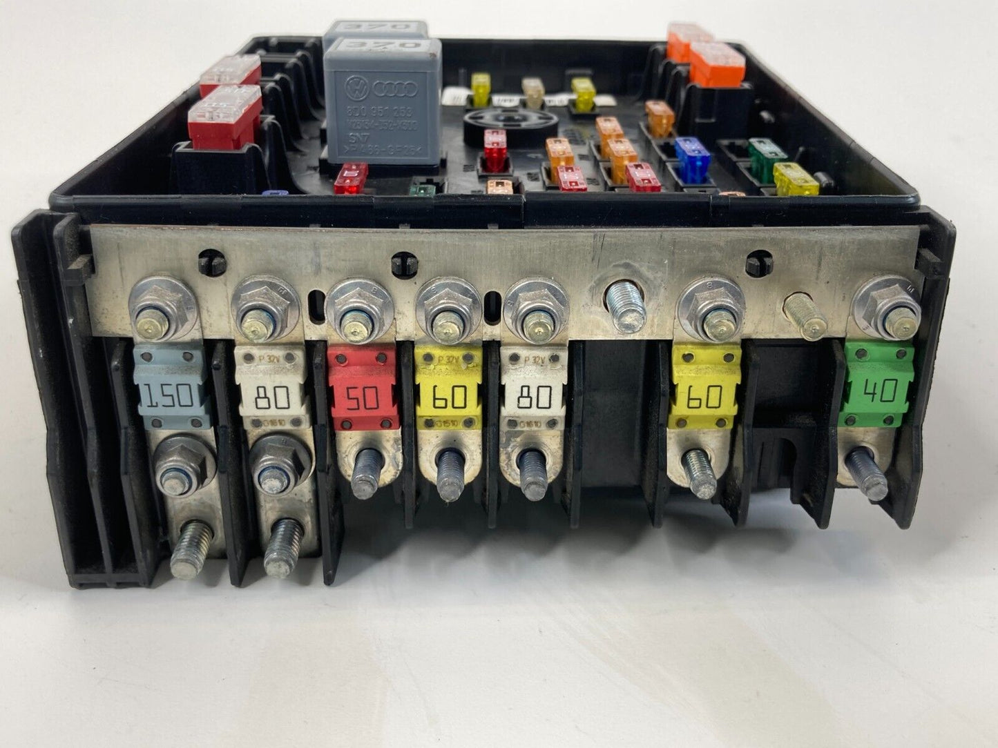 2009-2012 Volkswagen CC 2.0L L4 T Engine Compartment Fuse Box Relay Module OEM