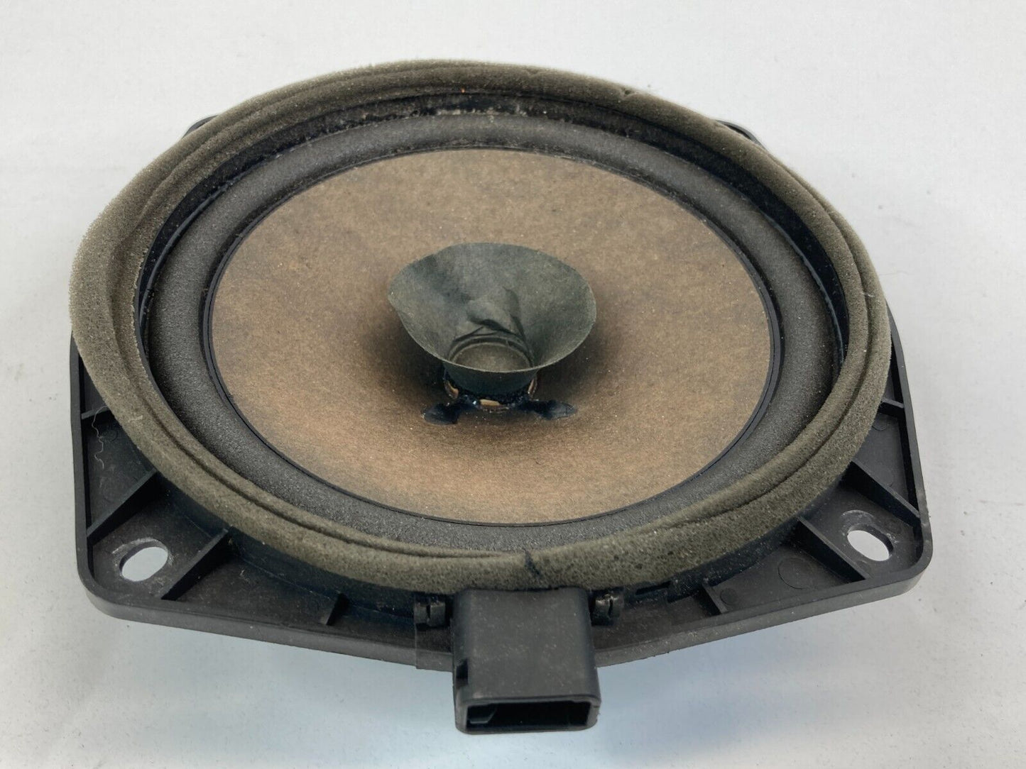 1999-2012 Mitsubishi Galant Front Right Door Audio Speaker MR306819 OEM