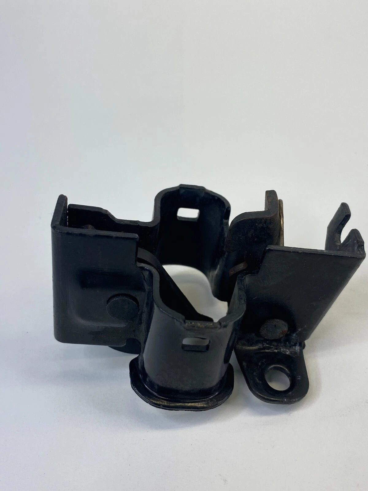 2003-2009 MERCEDES BENZ E320 FRONT HOOD SIDE LOCK LATCH STRIKER A2198800160 OEM