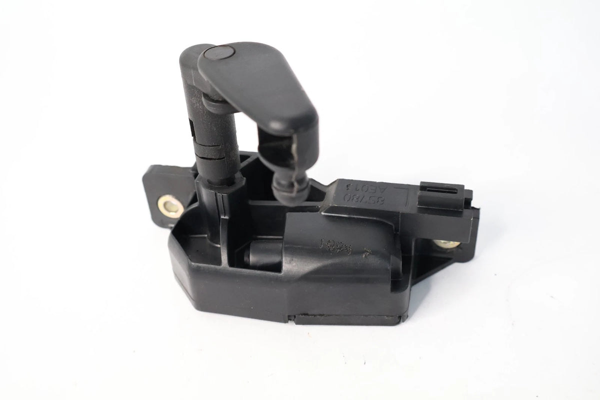 04-20 TOYOTA SIENNA REAR LEFT QUARTER WINDOW GLASS REGULATOR MOTOR 85780-AE013