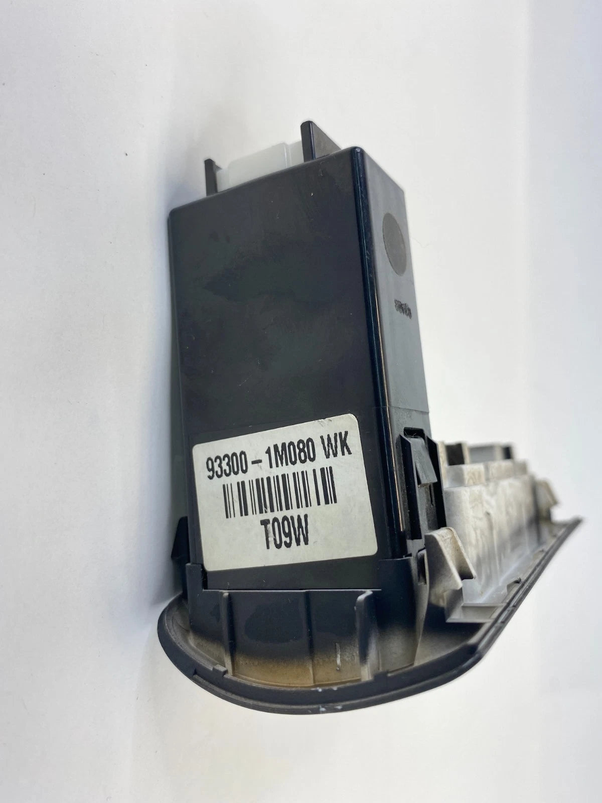 2010-2013 KIA FORTE DIMMER LIGHT CONTROL SWITCH TRIM BEZEL BLACK 93300-1M080 OEM