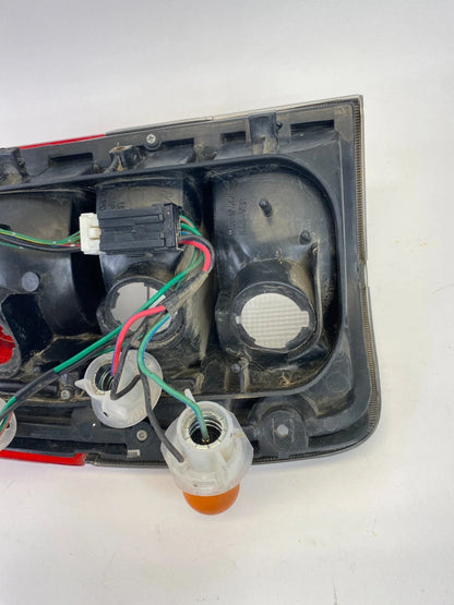 2000-2002 ISUZU TROOPER REAR LEFT DRIVER SIDE TAIL LIGHT LAMP ASSEMBLY OEM
