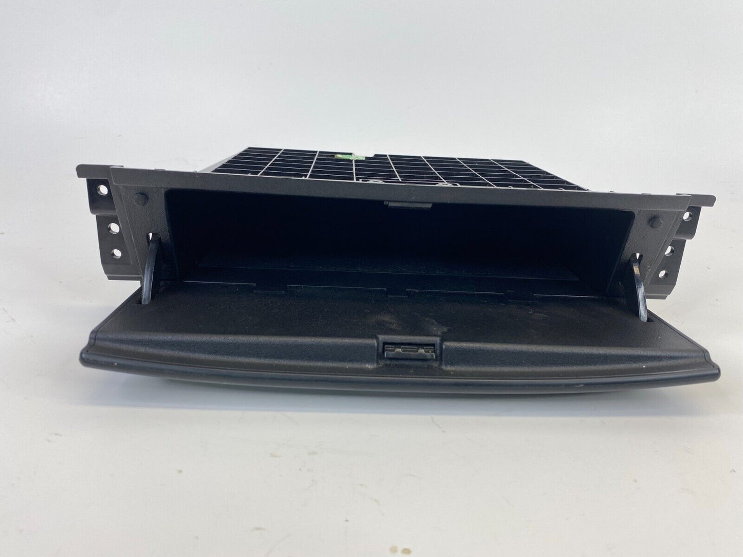 2009 2010 2011 Kia Borrego Center Dash Upper Storage Compartment 84730-2J000 OEM