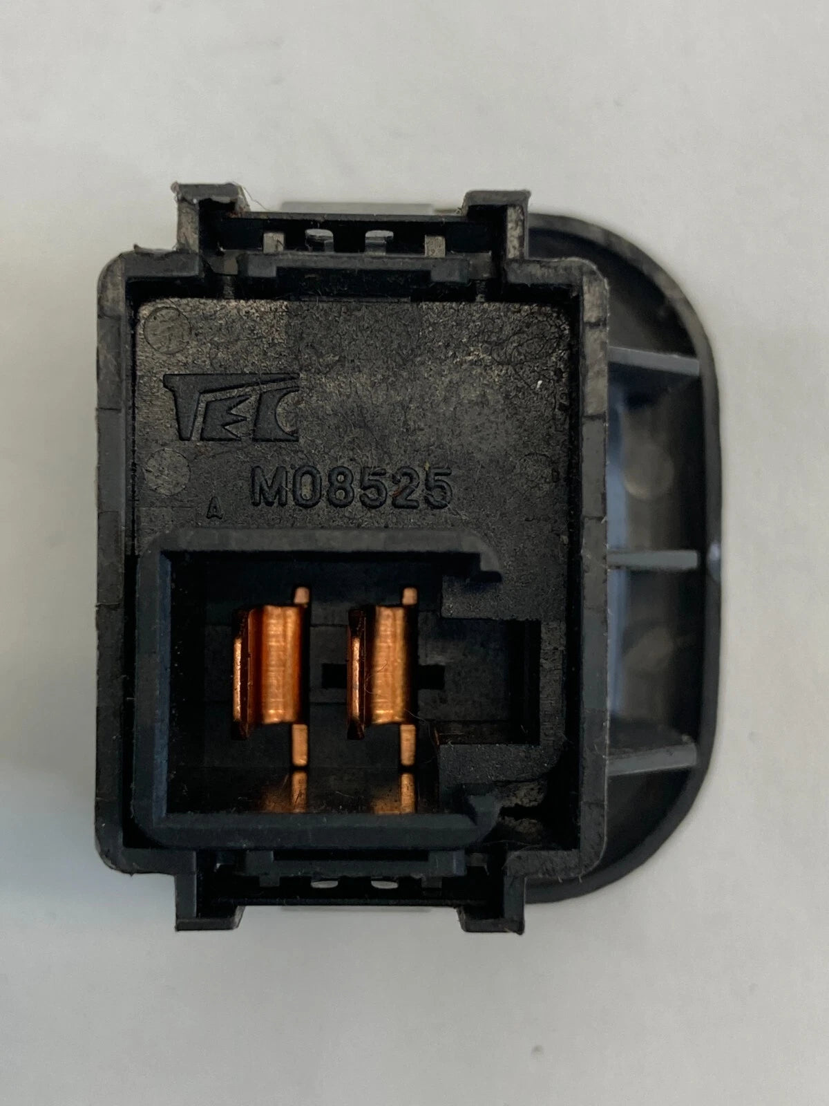1997-2001 HONDA CR-V CRV REAR TRUNK LID OPEN BUTTON SWITCH RELEASE OEM