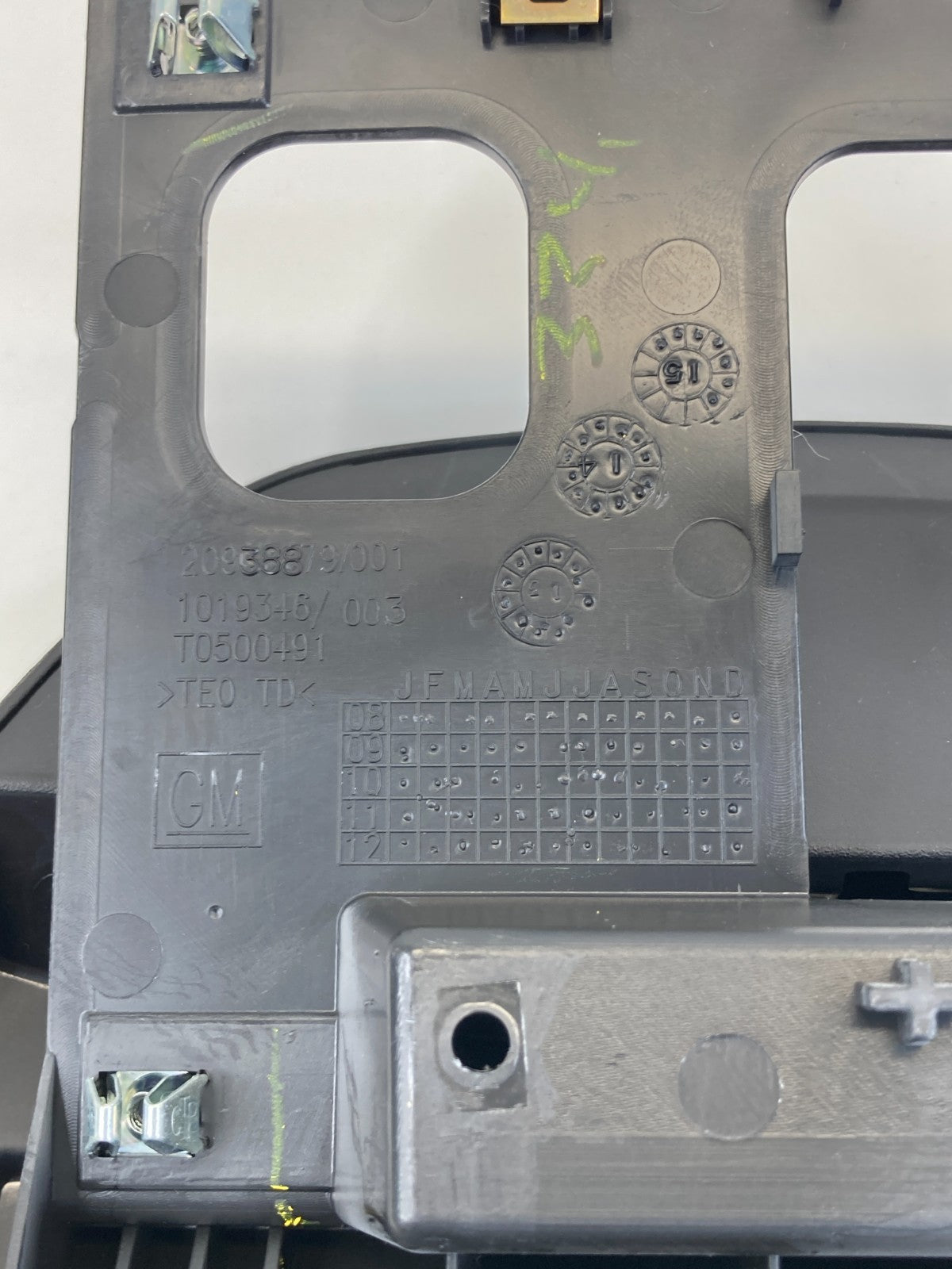 2012-2017 GMC Terrain Center Dash Speaker Upper Cover Grille 23247666 OEM