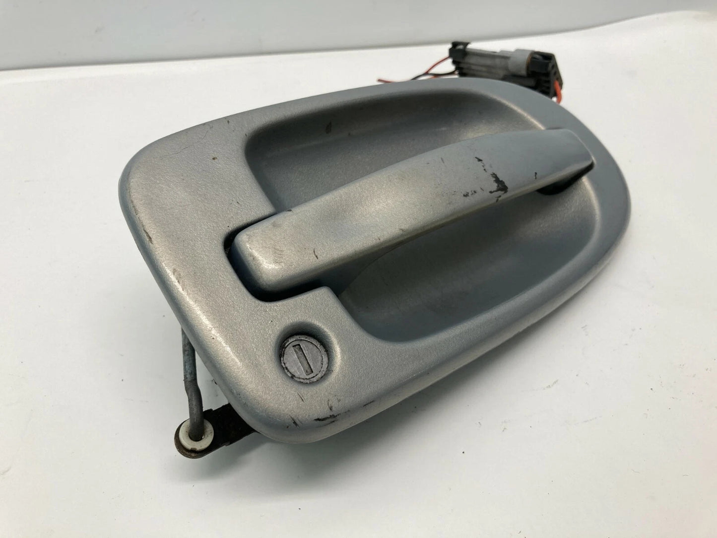 2005 2006 PONTIAC MONTANA FRONT RIGHT PASSENGER EXTERIOR DOOR HANDLE ASSEMBLY