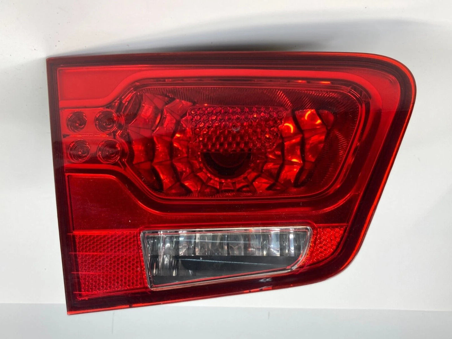 2010-2013 KIA FORTE SEDAN INNER TAIL LIGHT DRIVER SIDE TRUNK MOUNTED OEM