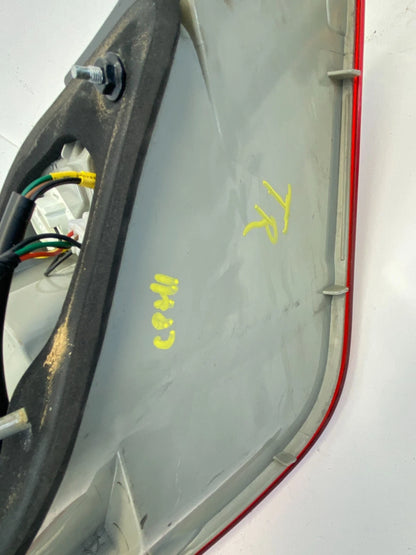 2011-2014 HYUNDAI SONATA TAILLIGHT LAMP RH PASSENGER OUTER OEM FACTORY 92402-3Q