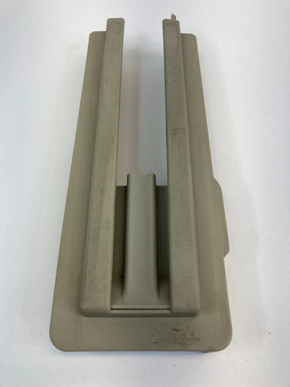 2003 2004 03 04 INFINITI G35 FRONT RIGHT SEAT TRACK COVER TRIM FLOOR OEM