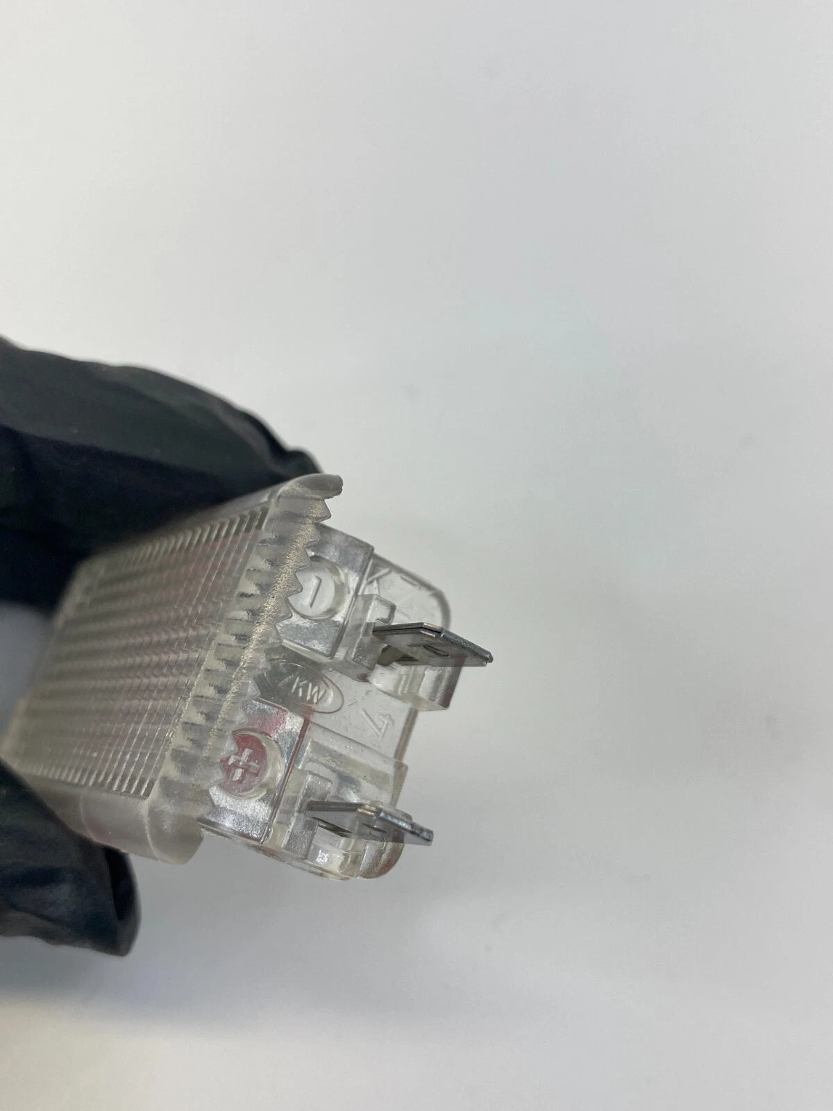 1998-2004 AUDI A6 A6 QUATTRO INTERIOR INNER GLOVE BOX LIGHT COURTESY LAMP OEM
