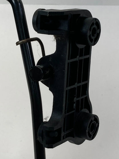 2007-2010 HYUNDAI ELANTRA ACCELERATOR GAS PEDAL ASSEMBLY WITH BRACKET MOUNT OEM