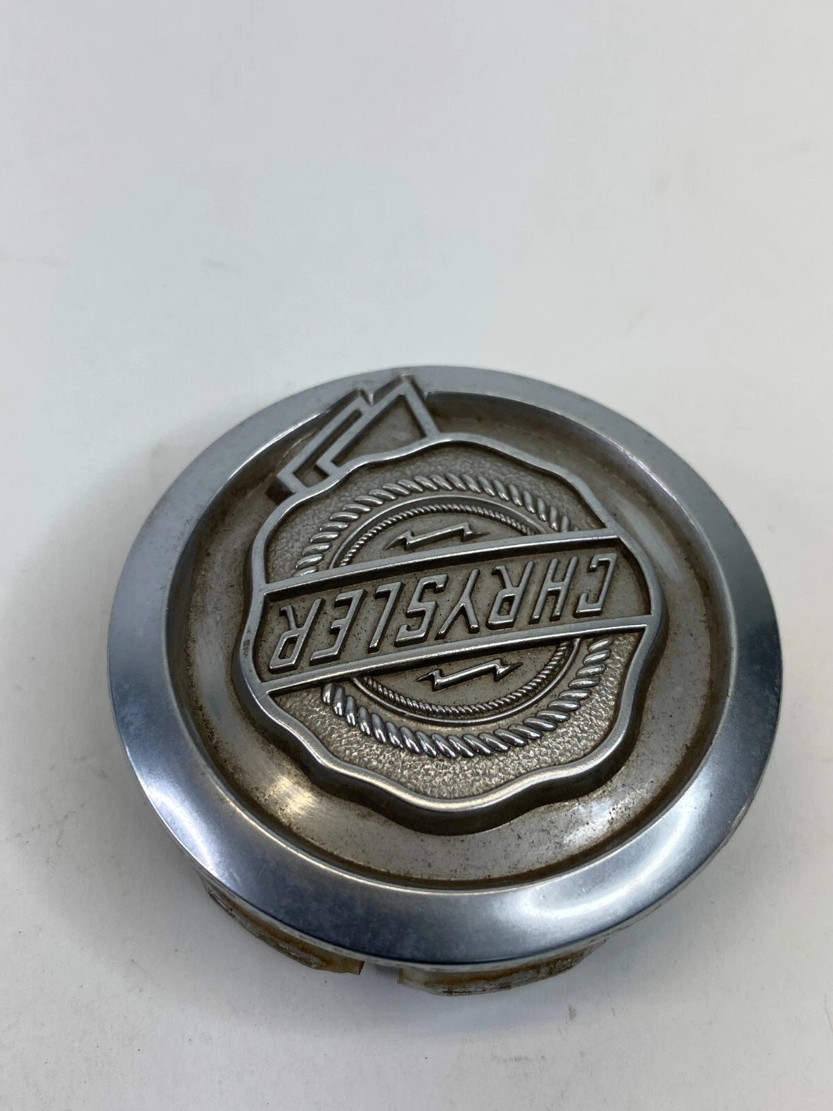 03-06 CHRYSLER SEBRING WHEEL RIM HUBCAP CENTER CAP HUB CAP COVER 04782867AA OEM