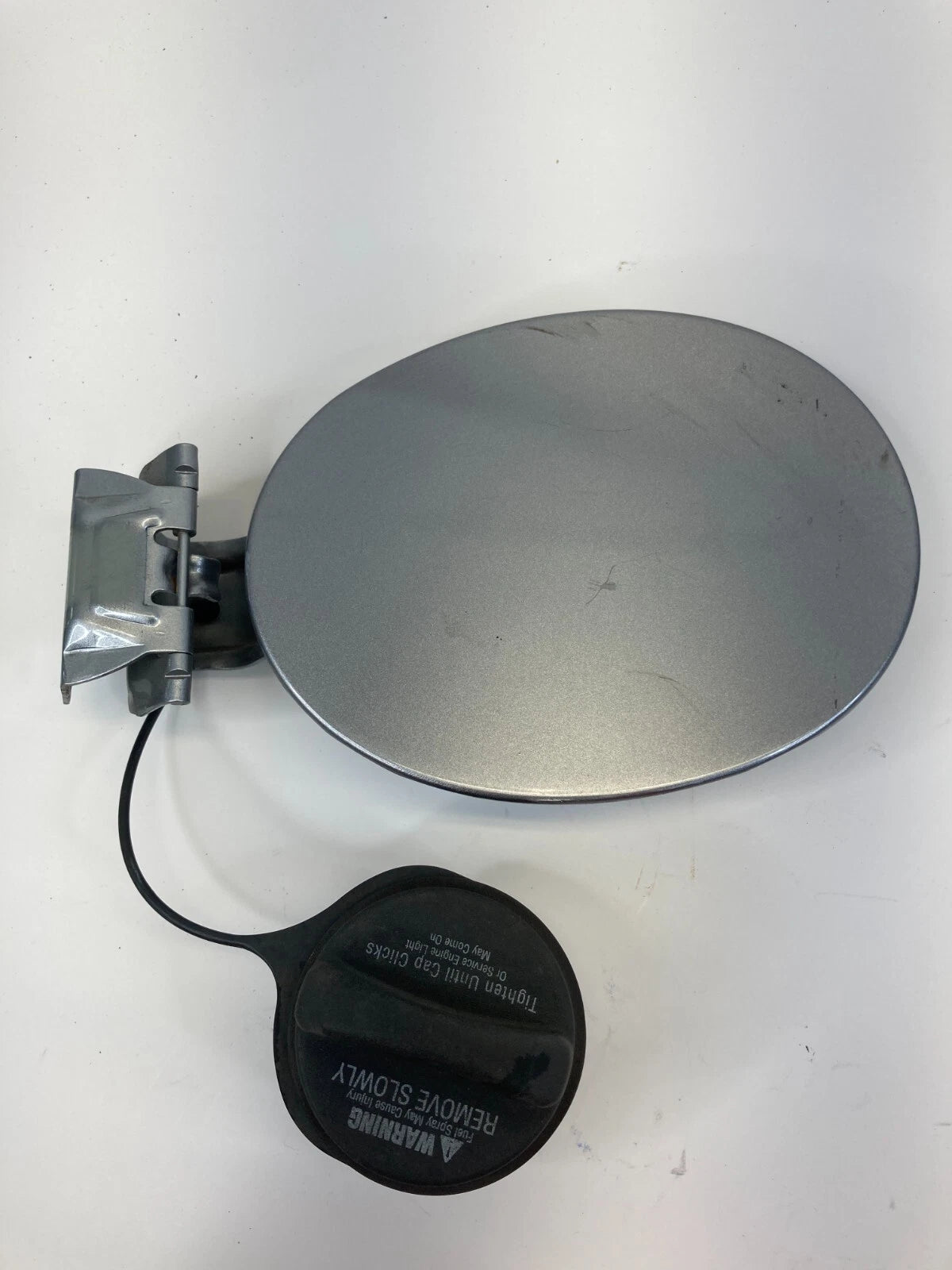 2010 2011 2012 MAZDA CX-7 CX7 FUEL FILLER DOOR GAS TANK LID COVER W/CAP OEM