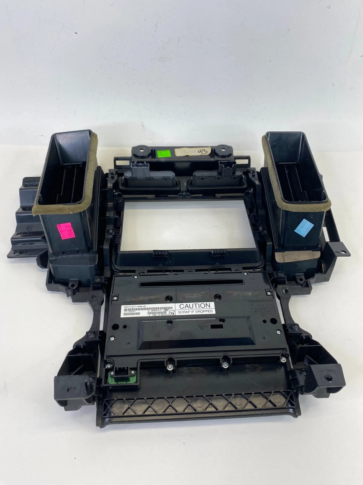 10-12 FORD TAURUS RADIO CLIMATE CONTROL PANEL TRIM W/ AIR VENT BG1T-18A802-BC