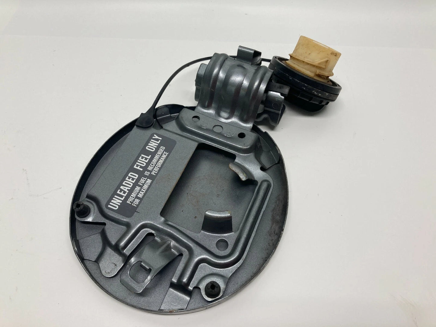 03-07 NISSAN MURANO FUEL FILLER GAS TANK DOOR CAP K21 GRAY PEARL METALLIC OEM